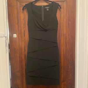Black mini dress White House/Black Market size 4